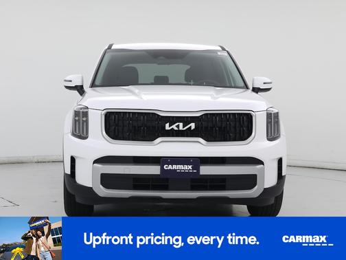 White 2025 Kia Telluride LX