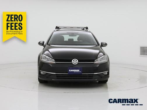 Black 2018 Volkswagen Golf SEL