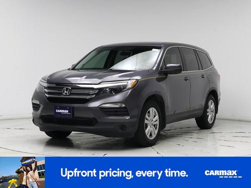 Gray 2018 Honda Pilot LX