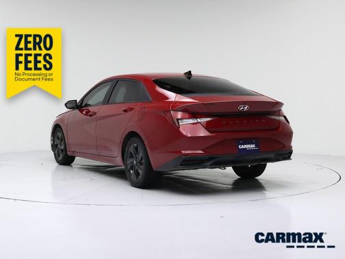 Red 2022 Hyundai ELANTRA SEL