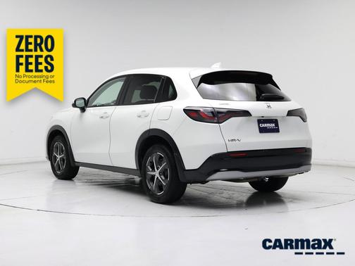 White 2024 Honda HR-V EX-L