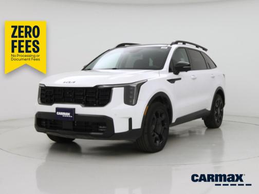 White 2025 Kia Sorento X-Line SX