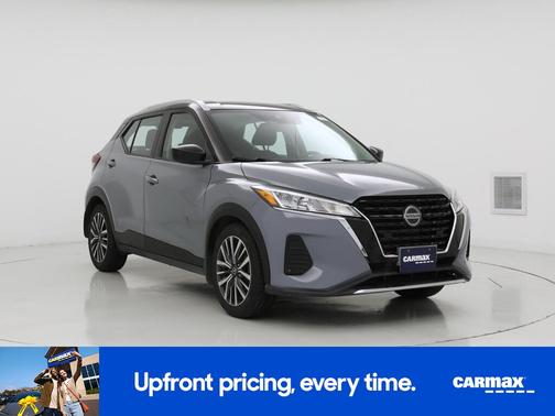 Gray 2021 Nissan Kicks SV