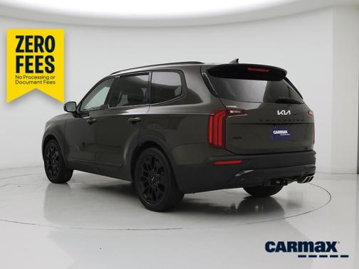 Green 2022 Kia Telluride SX