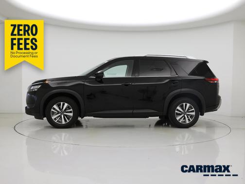 Black 2025 Nissan Pathfinder SL