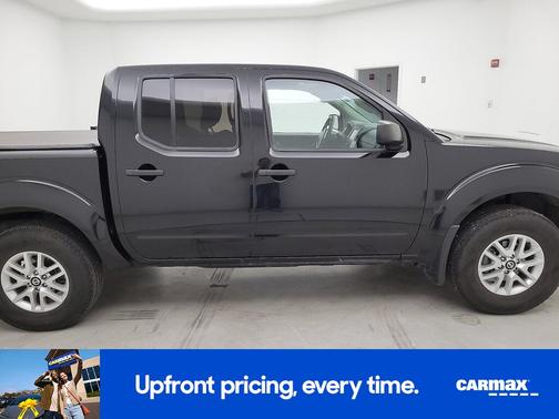Black 2020 Nissan Frontier SV