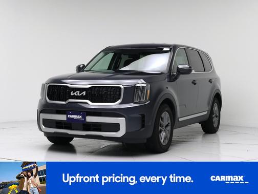 Gray 2024 Kia Telluride LX