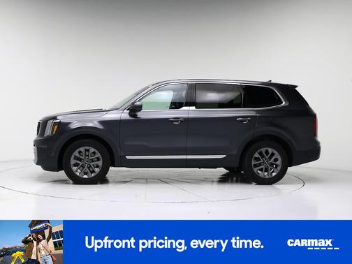 Gray 2024 Kia Telluride LX