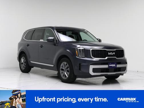 Gray 2024 Kia Telluride LX
