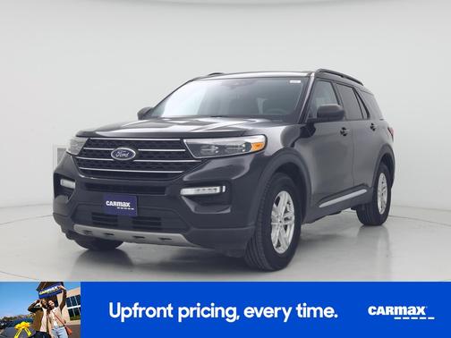 Black 2022 Ford Explorer XLT