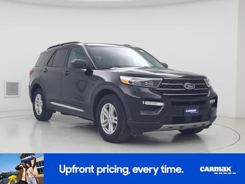Black 2022 Ford Explorer XLT