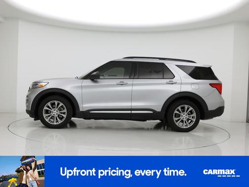 Silver 2023 Ford Explorer XLT