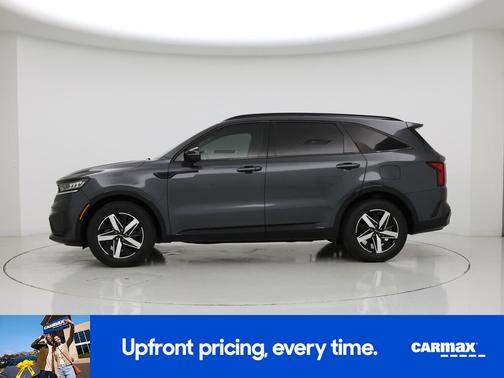 Gray 2022 Kia Sorento S