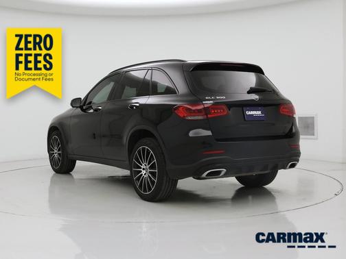 Black 2022 Mercedes-Benz GLC 300