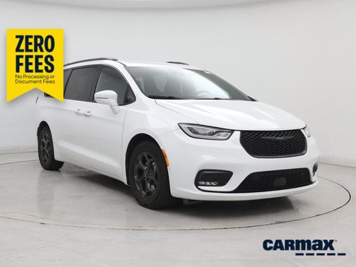 White 2021 Chrysler Pacifica Hybrid Touring L