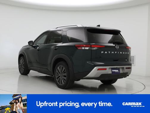 Green 2022 Nissan Pathfinder SL