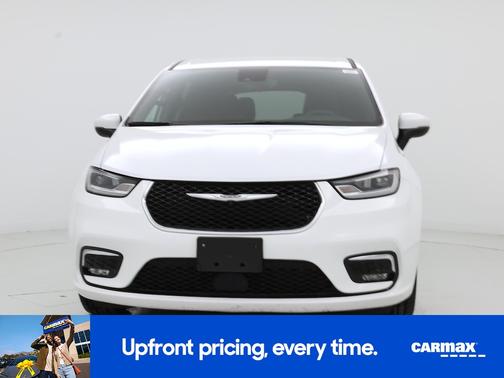 2023 Chrysler Pacifica Touring