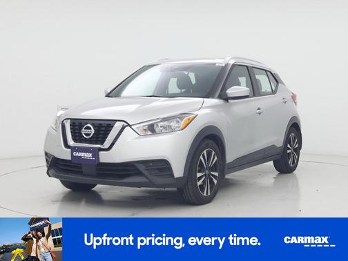 Silver 2020 Nissan Kicks SV