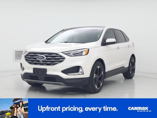 White 2019 Ford Edge Titanium