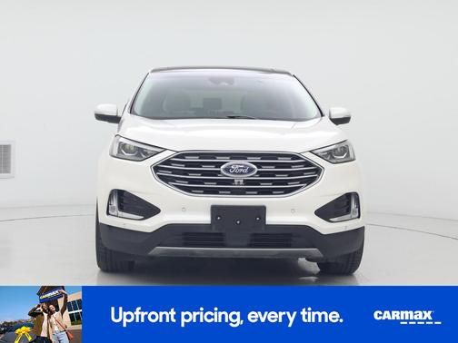White 2019 Ford Edge Titanium