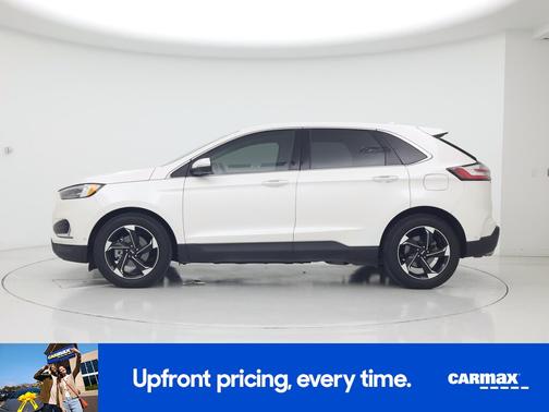 White 2019 Ford Edge Titanium