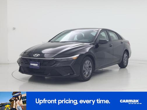 Black 2024 Hyundai ELANTRA SEL