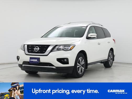 2017 Nissan Pathfinder SV