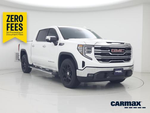 White 2024 GMC Sierra 1500 SLT