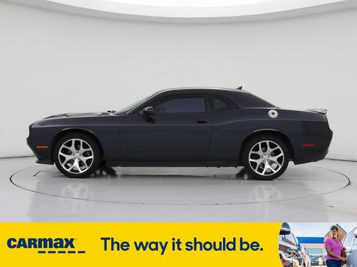 2016 Dodge Challenger SXT Plus