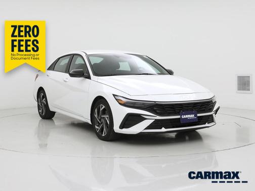 White 2025 Hyundai ELANTRA SEL Sport