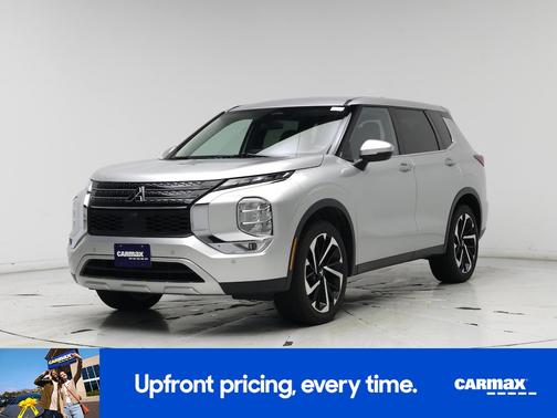 2022 Mitsubishi Outlander SE