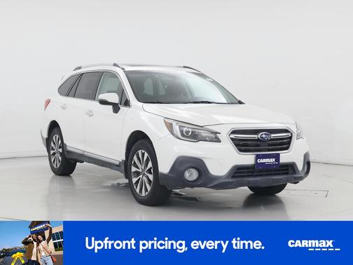 White 2018 Subaru Outback 2.5I Touring