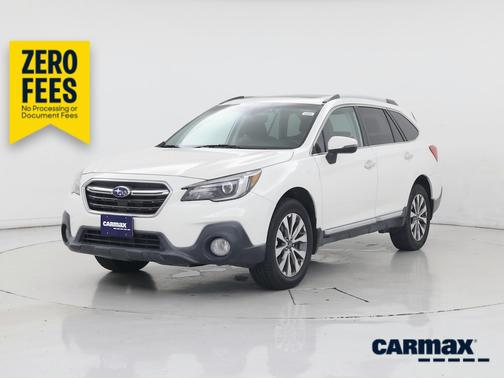 White 2018 Subaru Outback 2.5I Touring