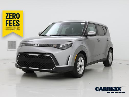 Gray 2023 Kia Soul LX