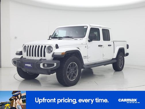 White 2022 Jeep Gladiator Overland