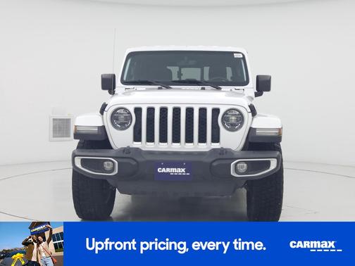 White 2022 Jeep Gladiator Overland
