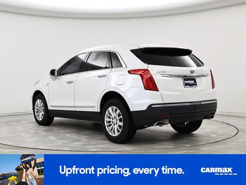 White 2018 Cadillac XT5