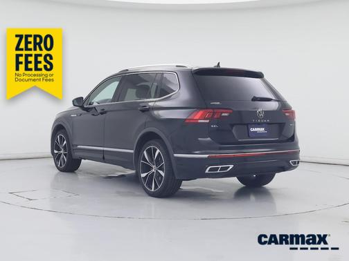 Black 2022 Volkswagen Tiguan SEL R-Line