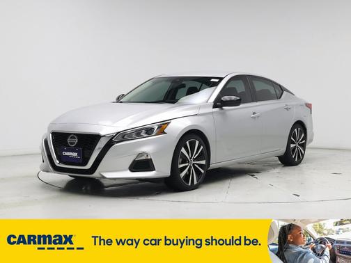 2022 Nissan Altima SR
