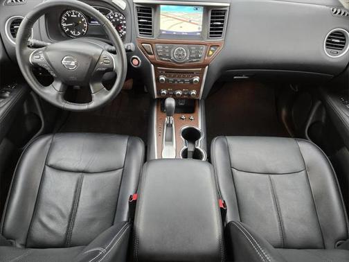 2020 Nissan Pathfinder Platinum 2WD