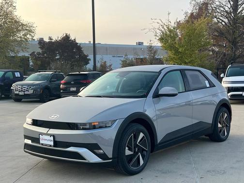 2026 Hyundai IONIQ 5 SEL