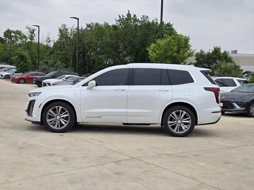 2021 Cadillac XT6 Premium Luxury FWD