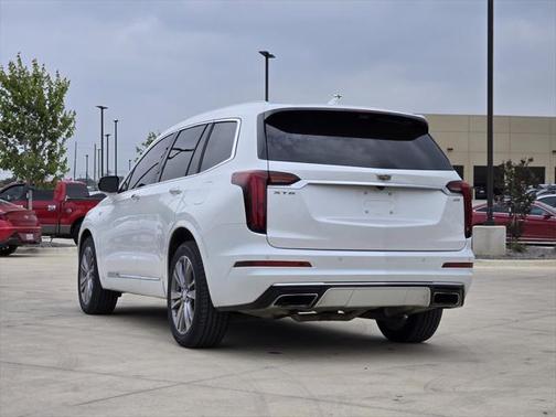 2021 Cadillac XT6 Premium Luxury FWD