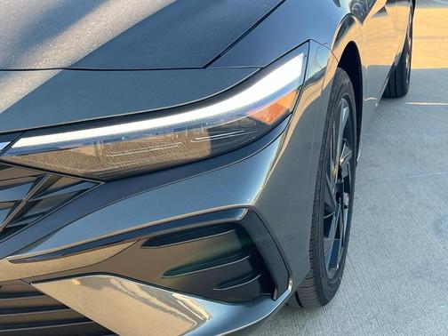 2026 Hyundai ELANTRA Sport