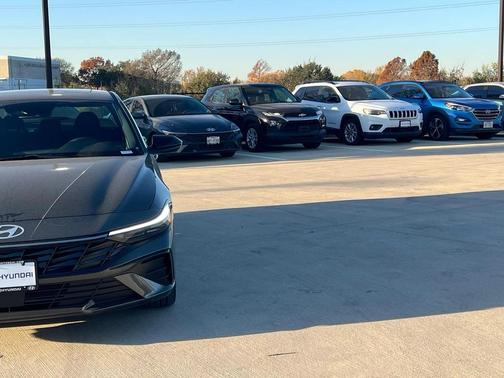 2026 Hyundai ELANTRA Sport