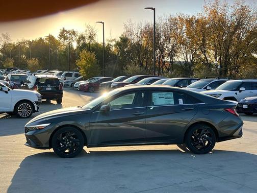 2026 Hyundai ELANTRA Sport