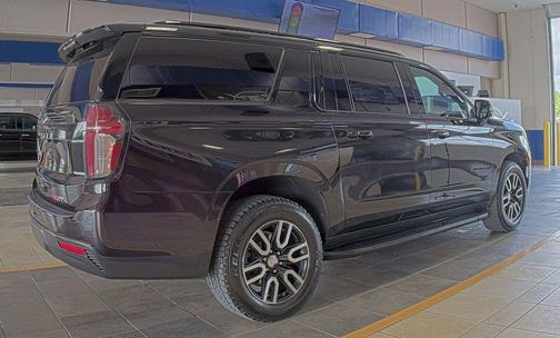 Black 2021 Chevrolet Suburban RST