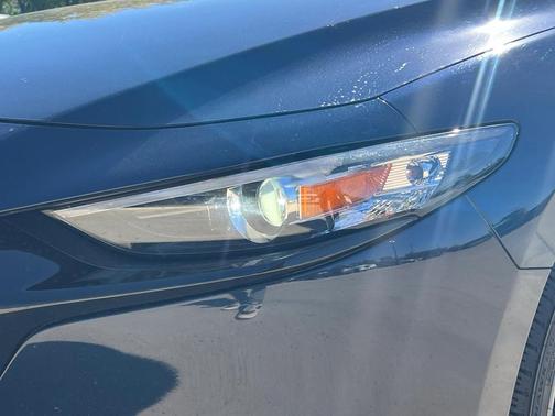 2024 Mazda Mazda3 FWD w/Preferred Package