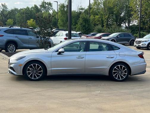 2020 Hyundai SONATA Limited