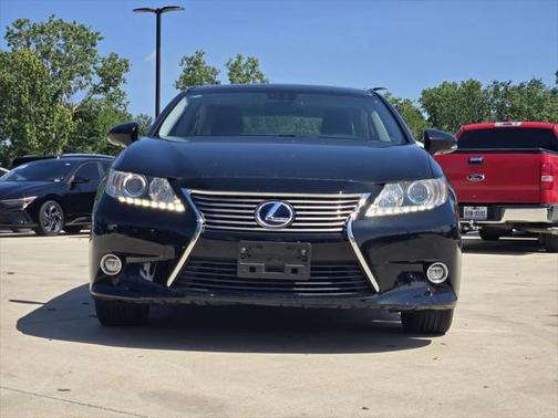 2014 Lexus ES 300h Base
